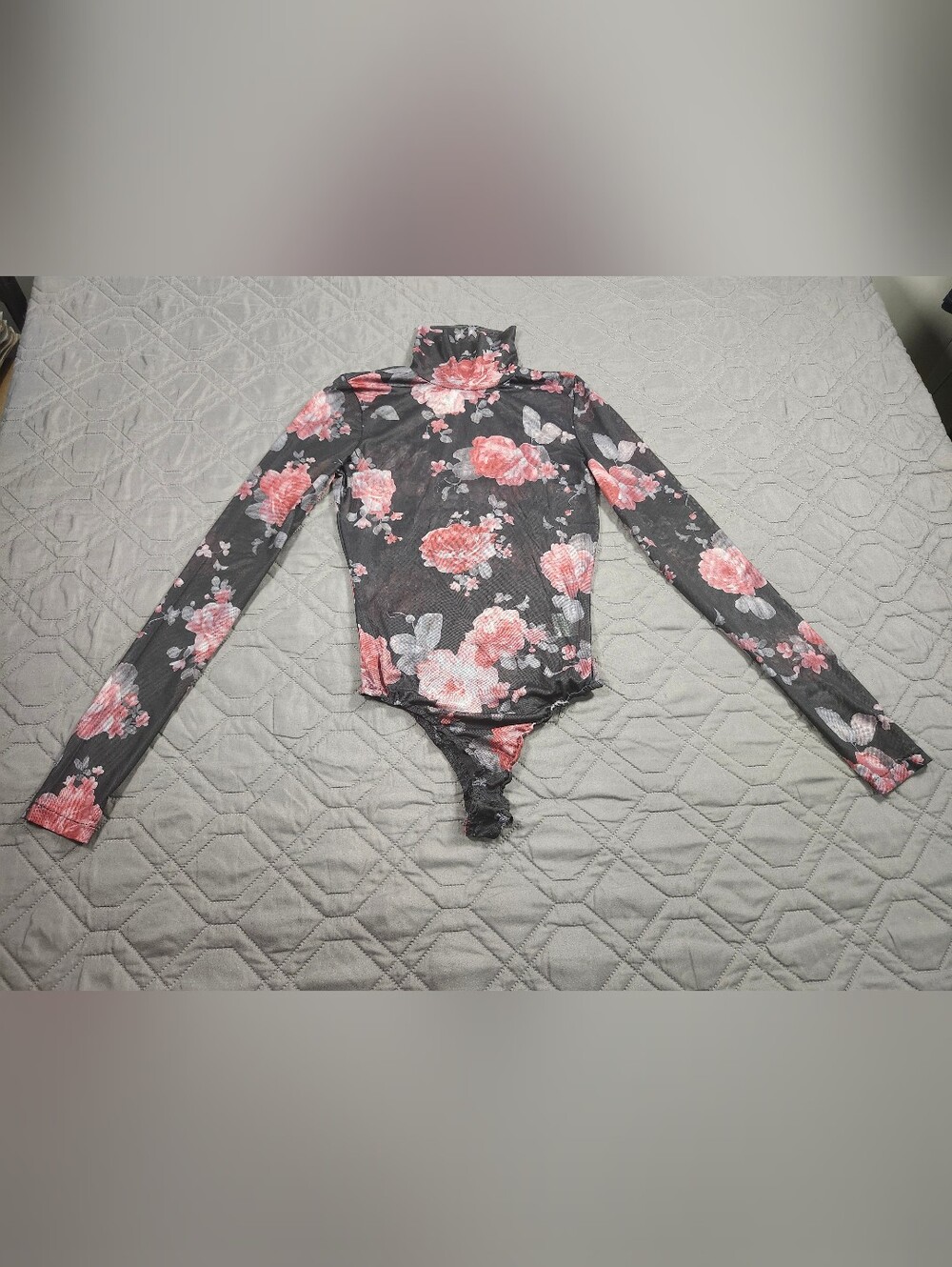 Priceless Floral Mesh bodysuit mock neckline fitted silhouette Size S, Runs Smal